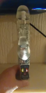 Mmm my new toy omg it s amazing baby mmmm