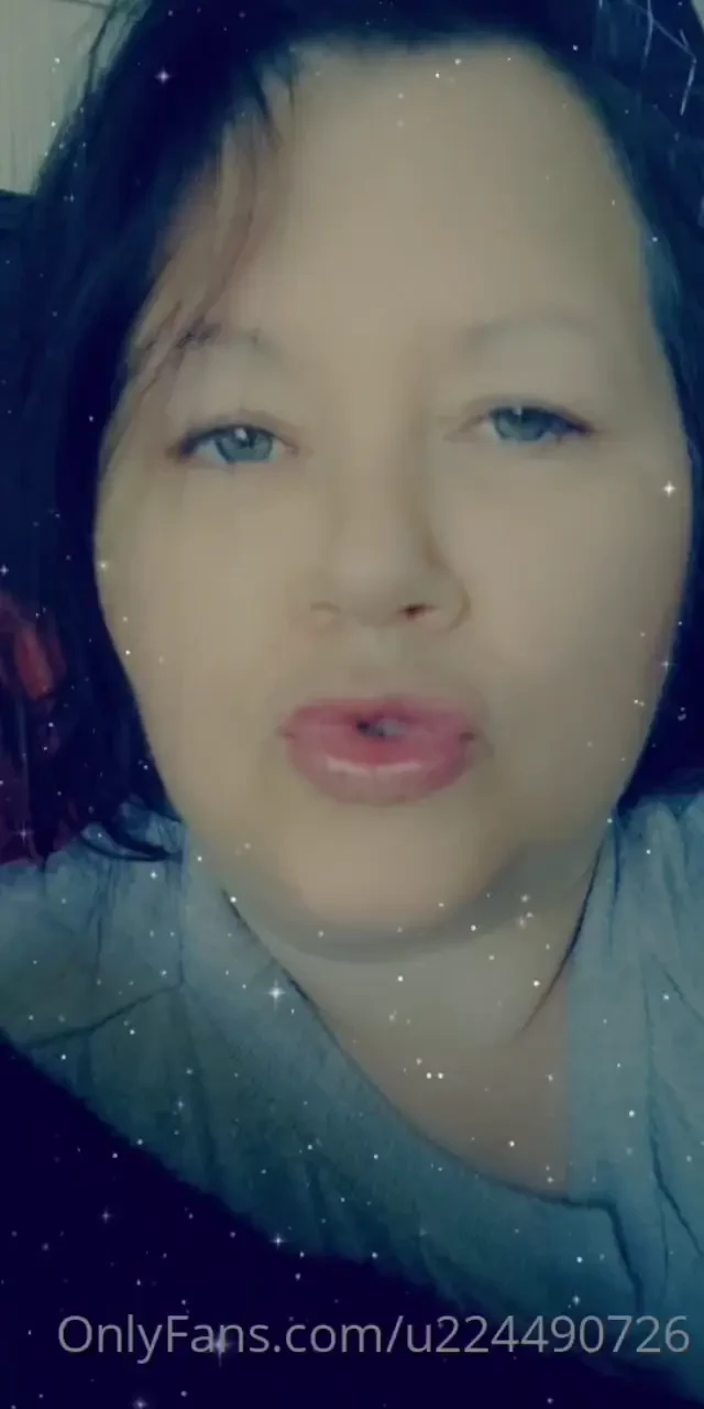 Morning mmm just got up with a bed head all snuggly on the sofa who 