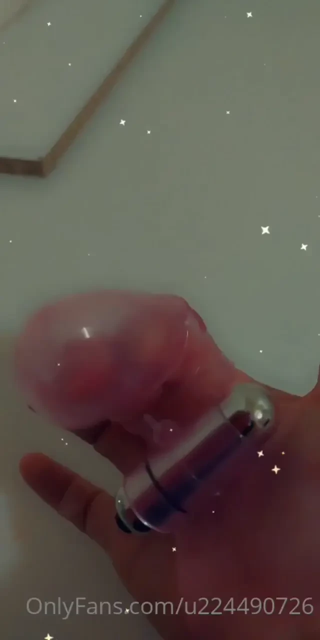 Oh babe cum see my new toy my finger vibrator mm and clit stimular mmm 