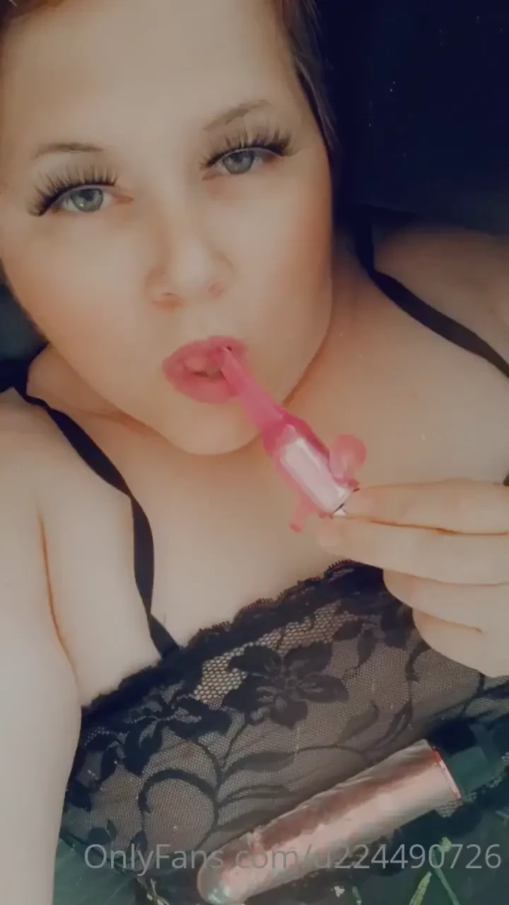 Mmm baby i m so horny i want this all over me rite now baby xx 