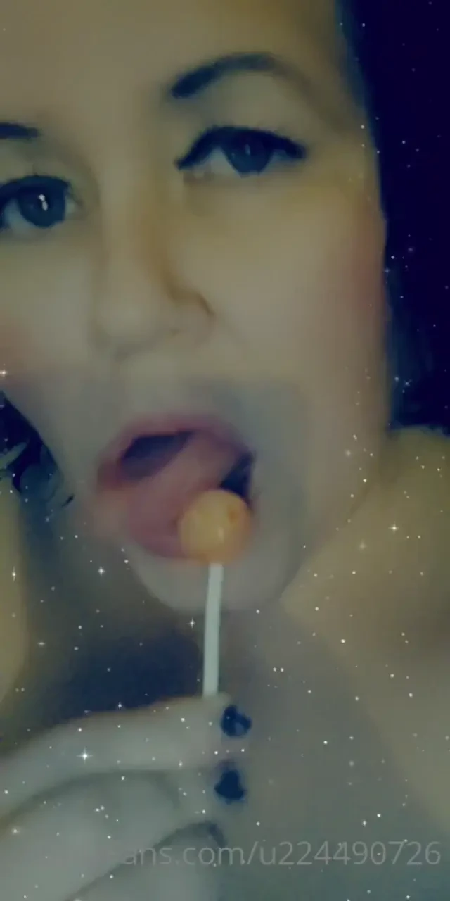 Mm who wants this to be their cock oh baby xx 