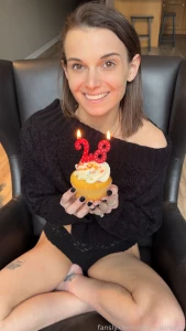 Happy birthday to me just wanted to say thank you so much to everybody part 2