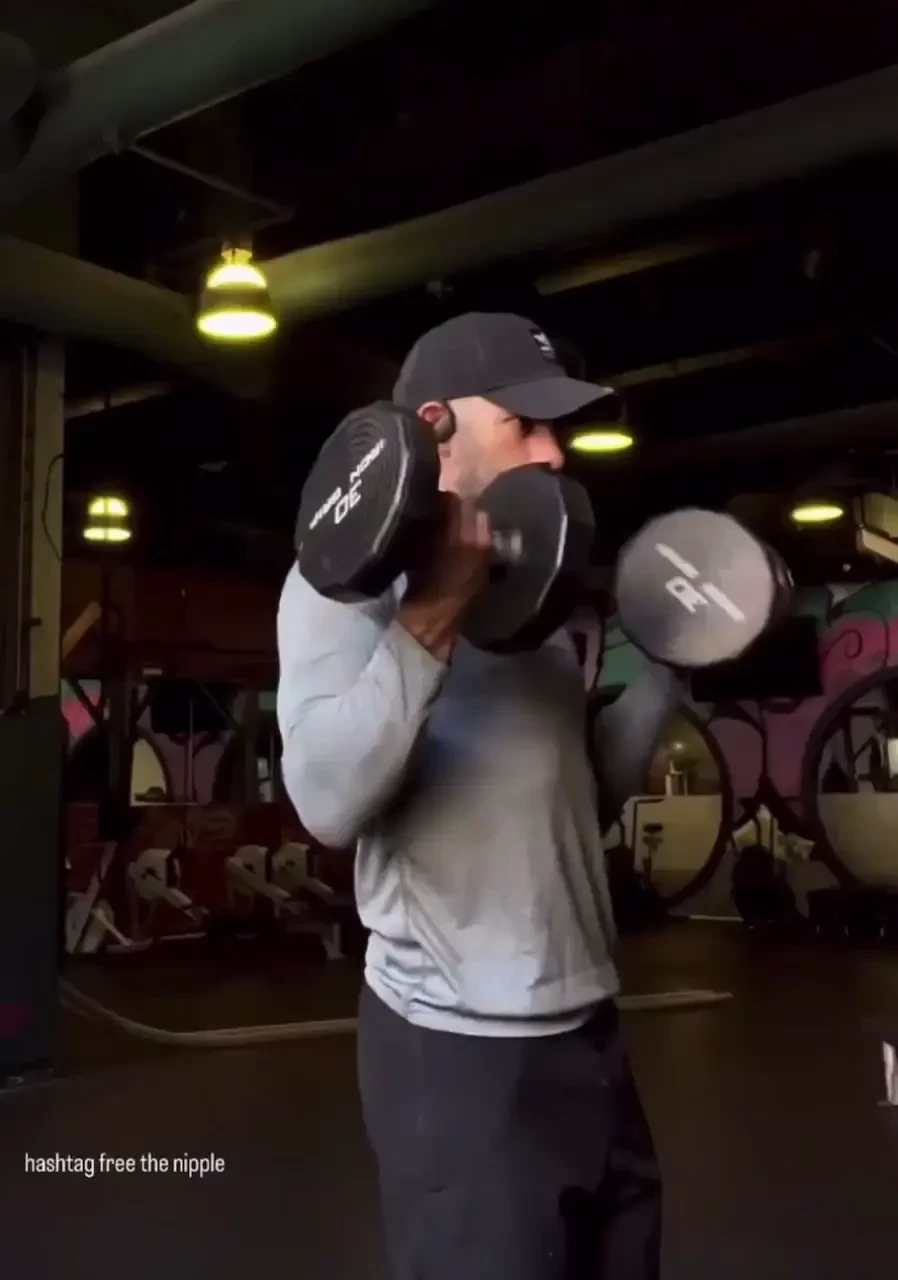 Do y all follow me on instagram my personal account thisismyig100 my 