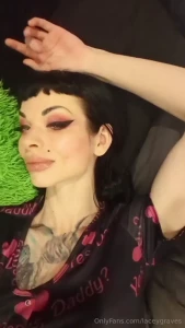 Feeling like some pillow talk
