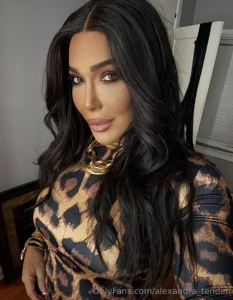 Free for the first 100 subs ava_muscle_mommytsfree was made for you part 320