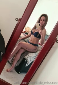 I love to see myself naked in this mirror part 3
