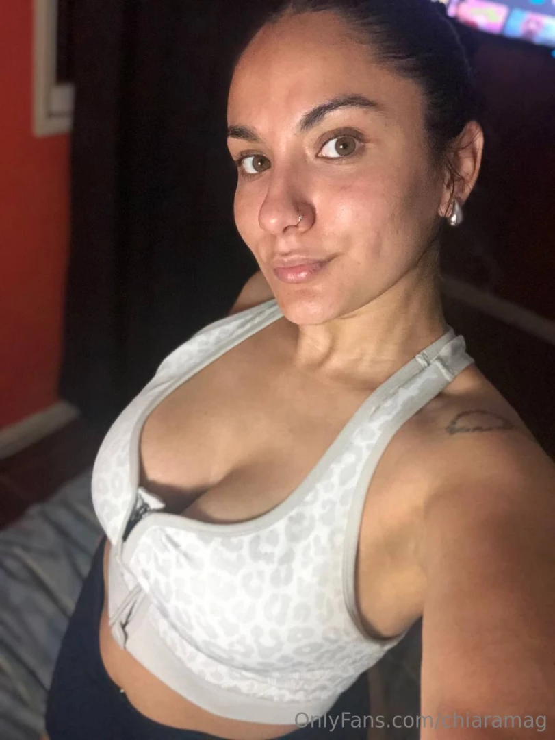 Hi baby nbsp i am issabellaxxx nbsp nbsp virtual bride nbsp sexting 