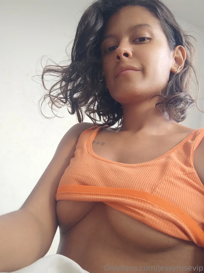 Who s up for some fun tonight let s make it unforgettable 