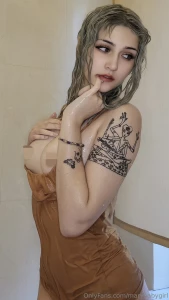 Was so horny while washing myself so i decided to take you in my part 1