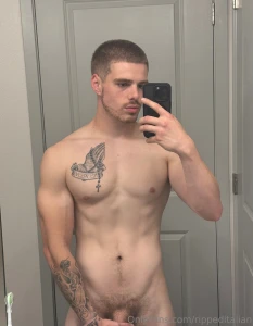 Like this post if you d leave kisses on my body