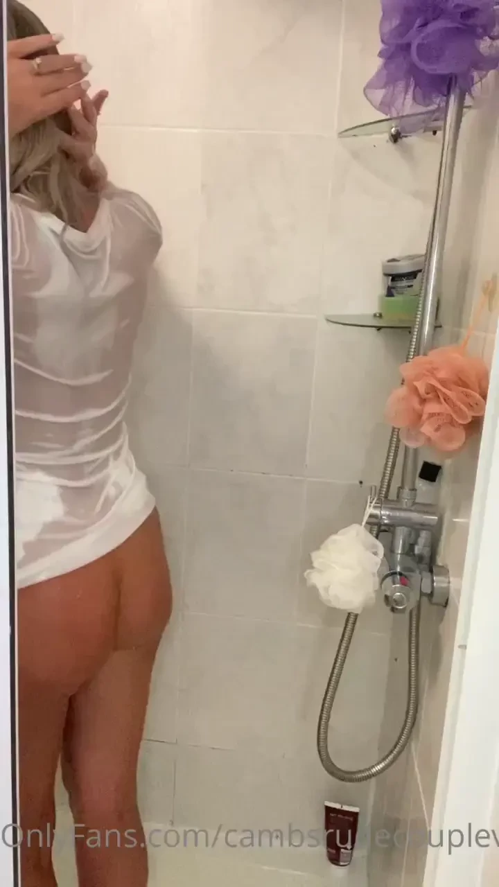 Oooops forgot to take my t-shirt off 