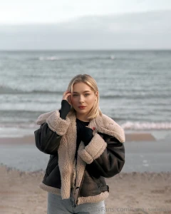 I can t stop admiring it do you like it part 1