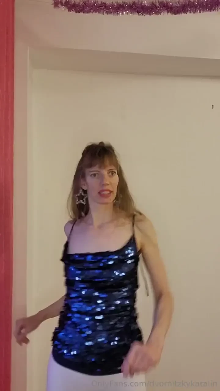 Hello do you want something new watch my dance video do you think it 