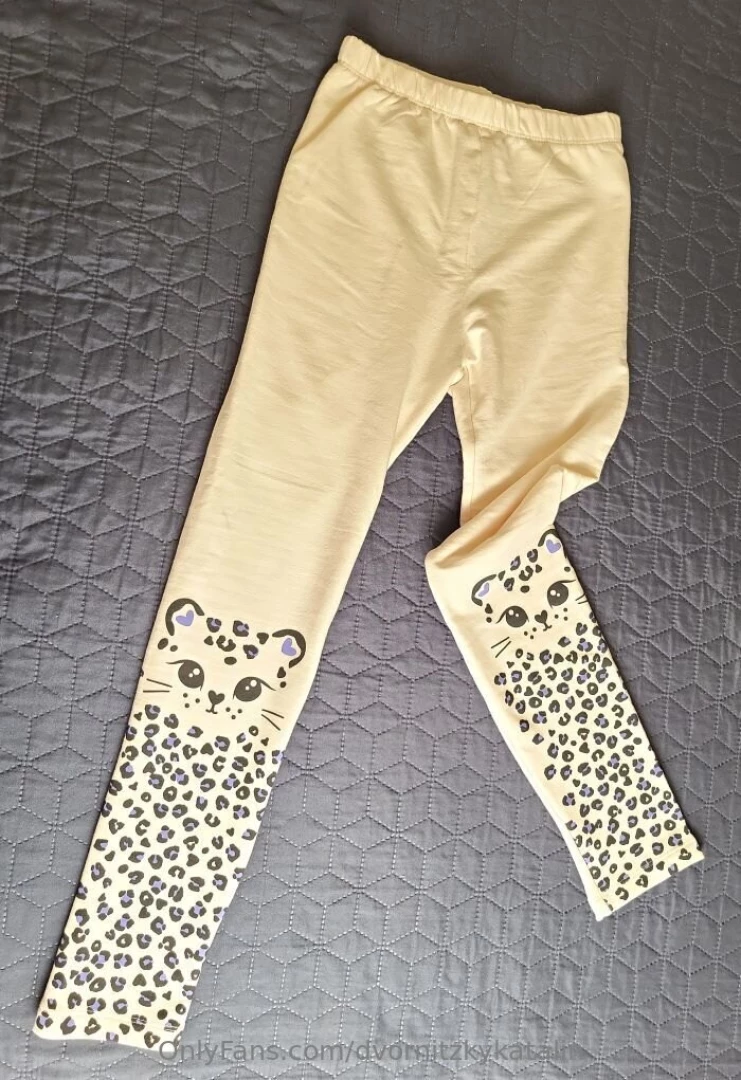 Hello dear if you like beautiful legs check this out miau part 2 