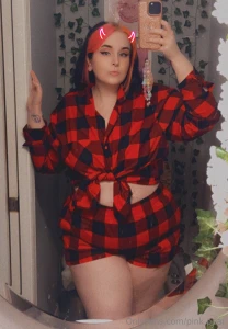 So i may have a mini set in my christmas pjs that i am going to be part 1