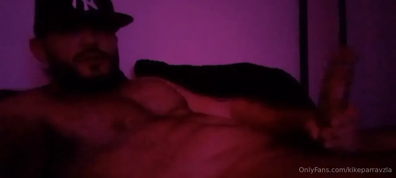 Quiero perforar tu garganta 