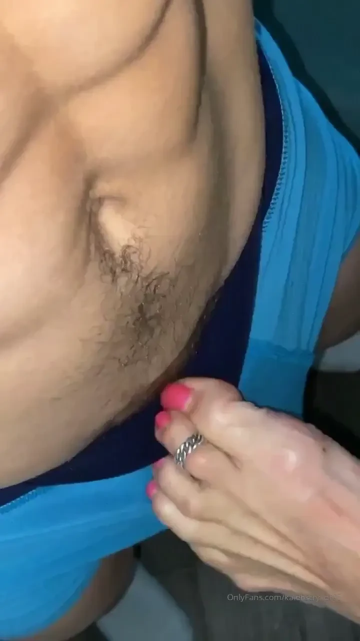 Mommy s feet getting me hard 