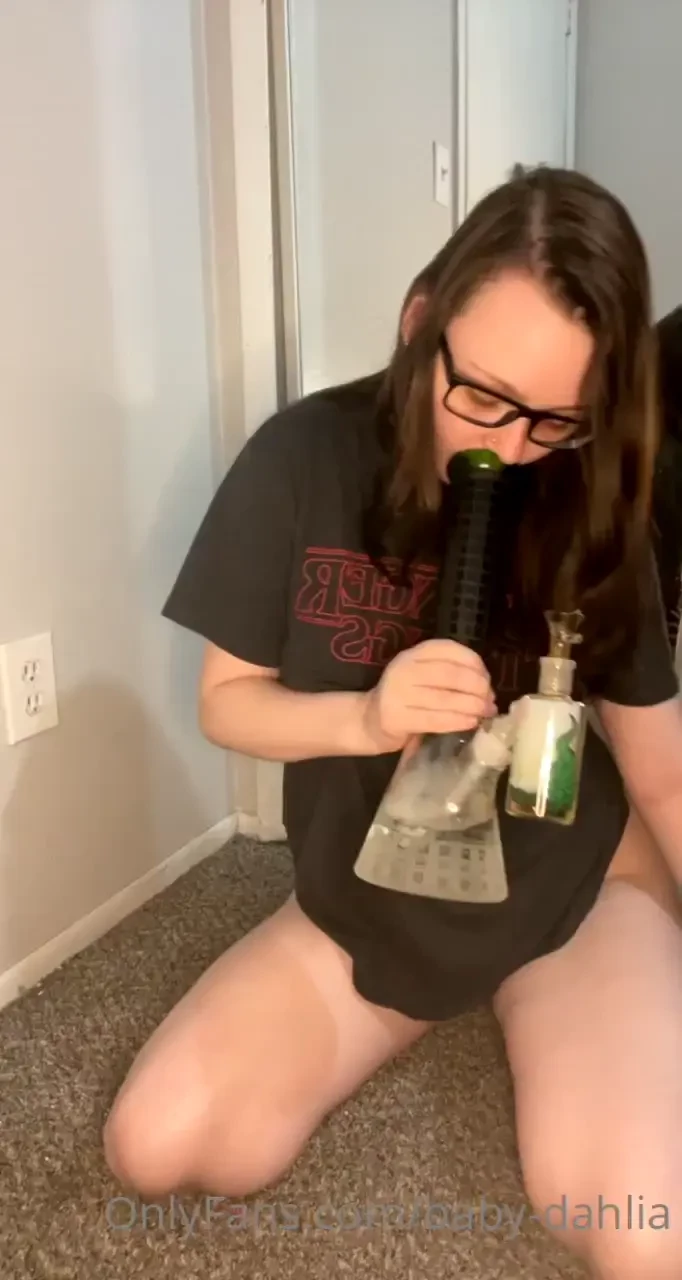 Smoke with me before bed 