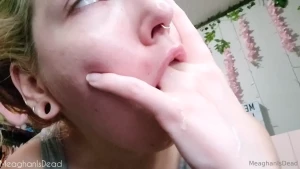 Do you like wet holes