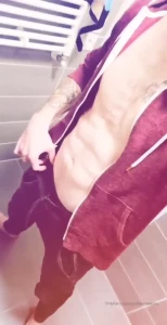 Say hello to my big friend part 1