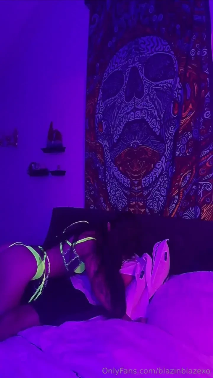 Kissing nicomcknight and dry humping his leg cuz i do that shit tips 