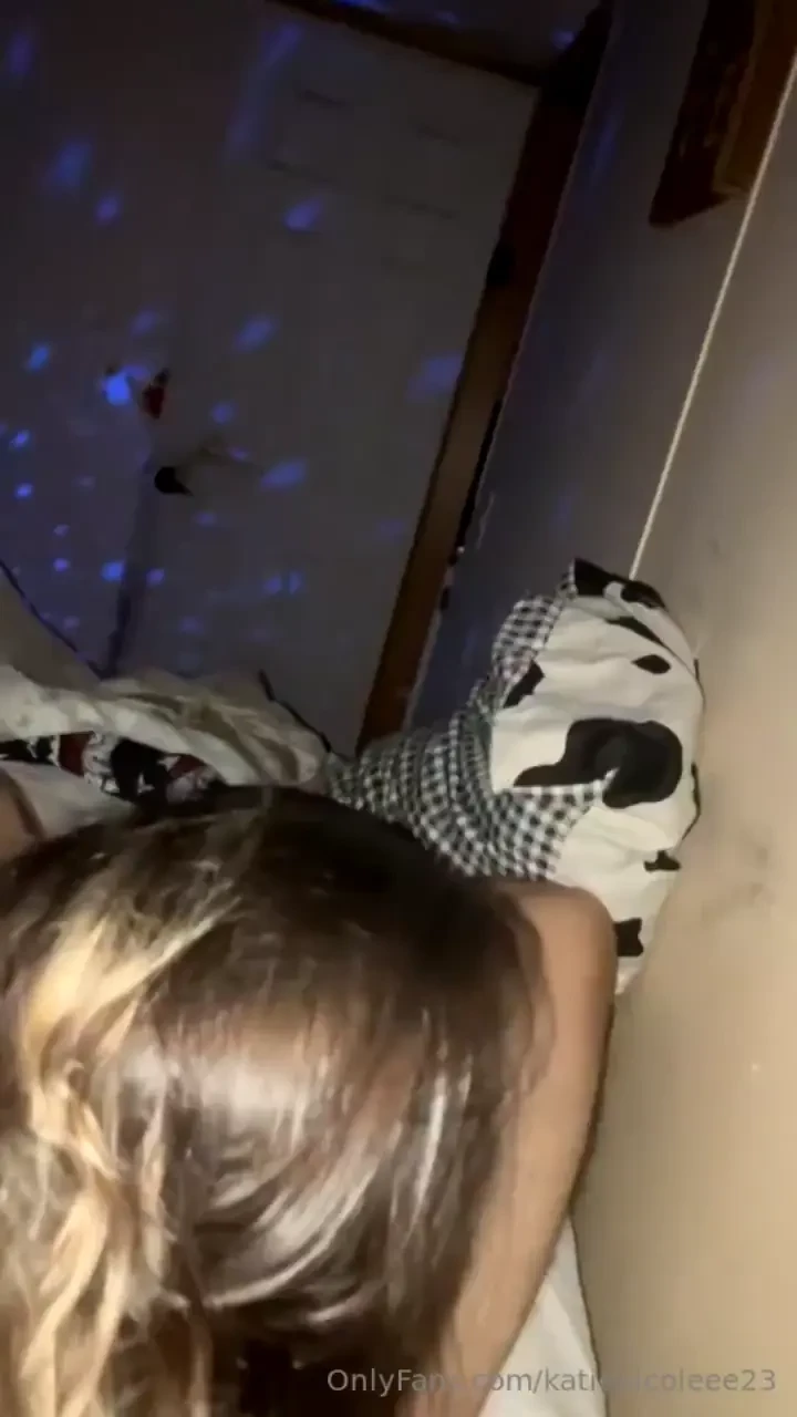 Daddy enjoys getting head 