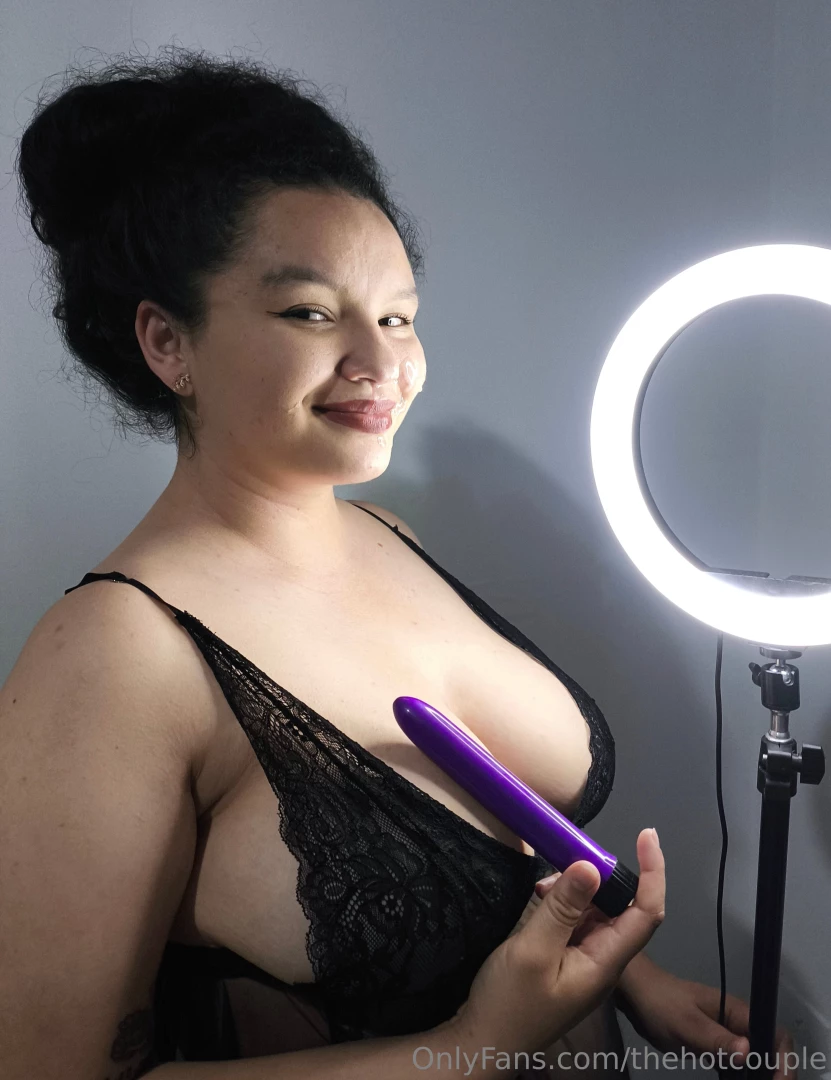 After a cum on the face custom introducing new toy despu s de un 