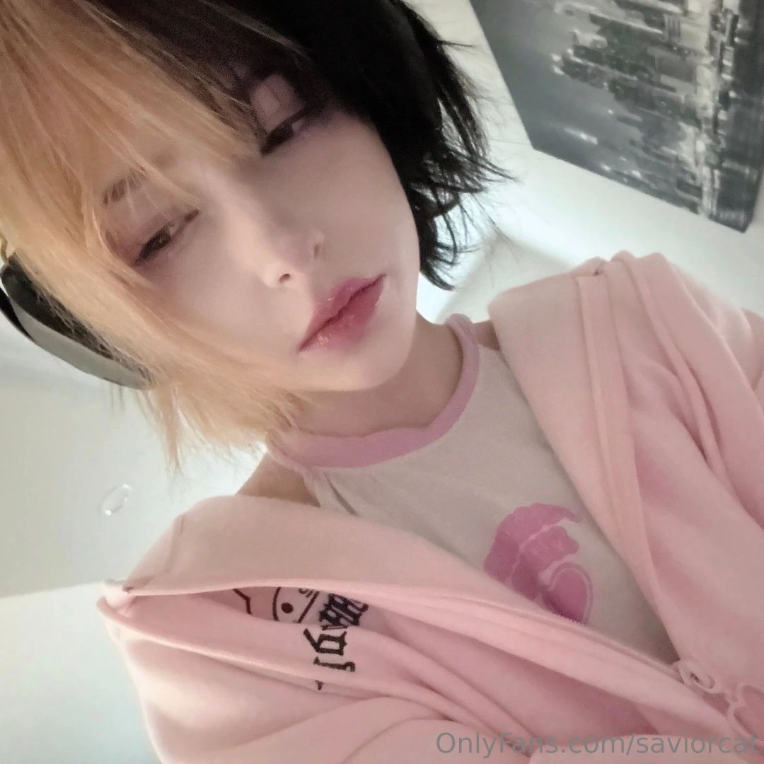 Want experiment a little with my appearance 3 i thought that blond part 1 