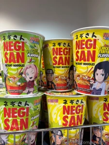 Today i went to my fav japanese store 3 i ate a lot and my tummy hurts part 1