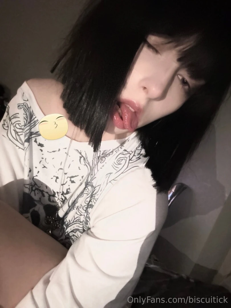 Short hair again it s much easier to live with short hair and which part 1 