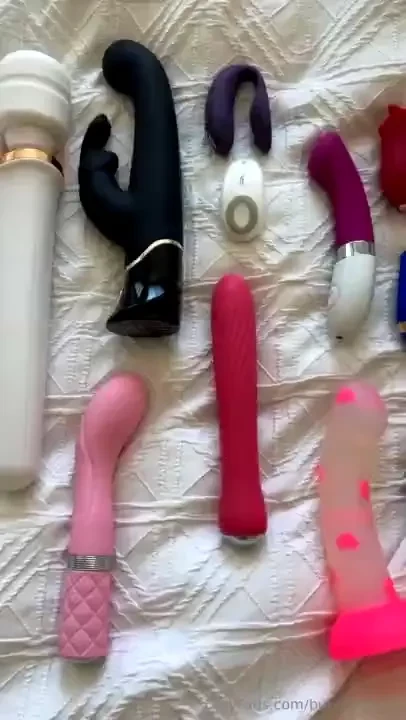 Which toy should i use to film a video today 