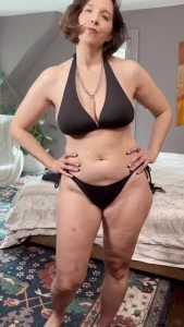 For my cubs what do you like about older women this special request