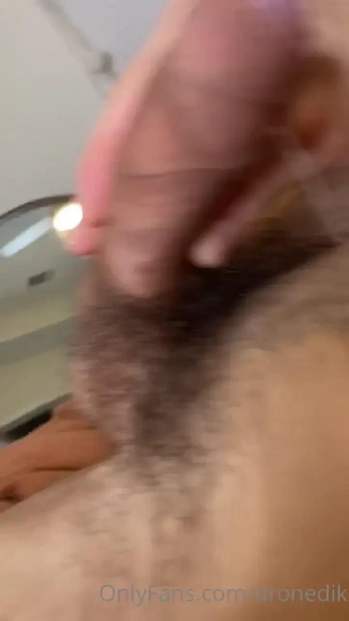 Love that my cock leaks endless an amount of precum it just keeps 