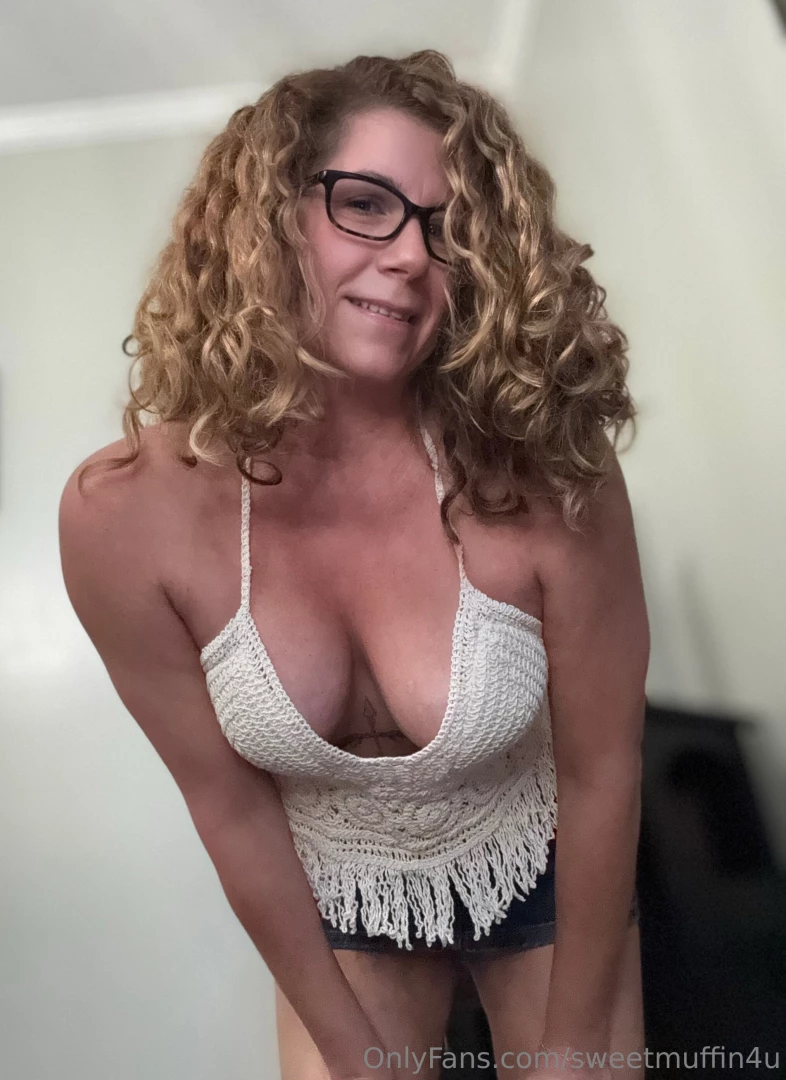 Are you up for some naughty play now i made something naughty for you 