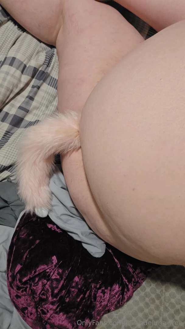 Thick ass with a tail better view gotta be paid for 