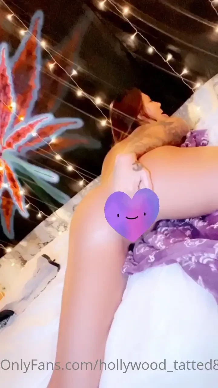 Come watch me play but tomorrow im fuckin sleepy goodnight butt ass 