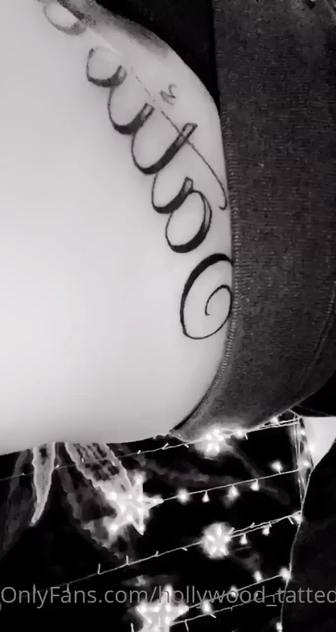 Happy friday boys and girls i think i wanna post some anal play for my 