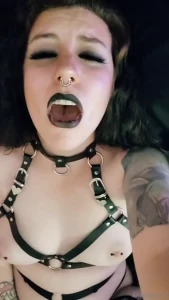 Watch my face and hear my moans as i get the tongue ride of a lifetime