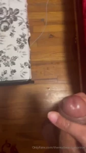 You guys u squirted on my phone lmao and all over jerking off ya want