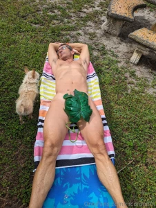 Relaxing weekend tease part 1