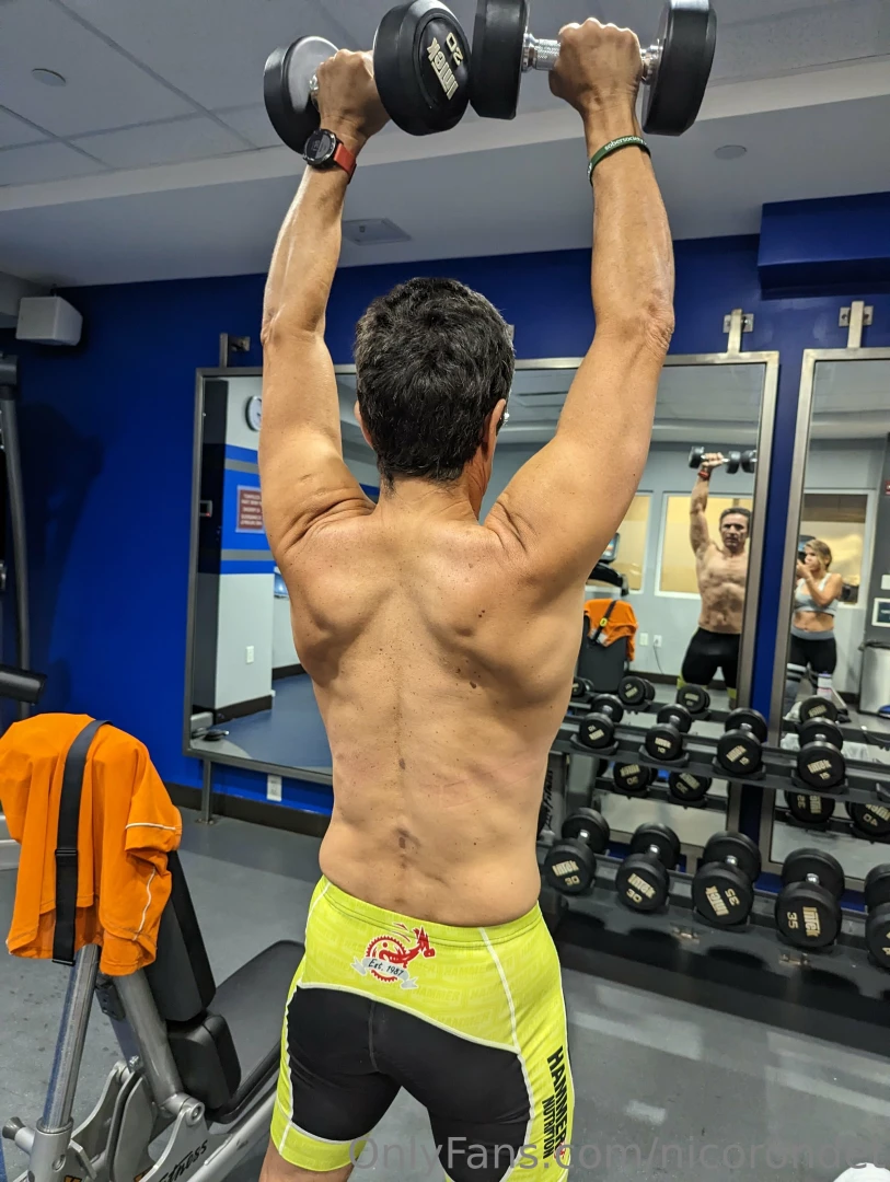 Lighter weights and slower motion help working the stabilizer muscles part 3 