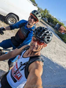 Early morning to ride some dirt with friends then relax the legs part 1