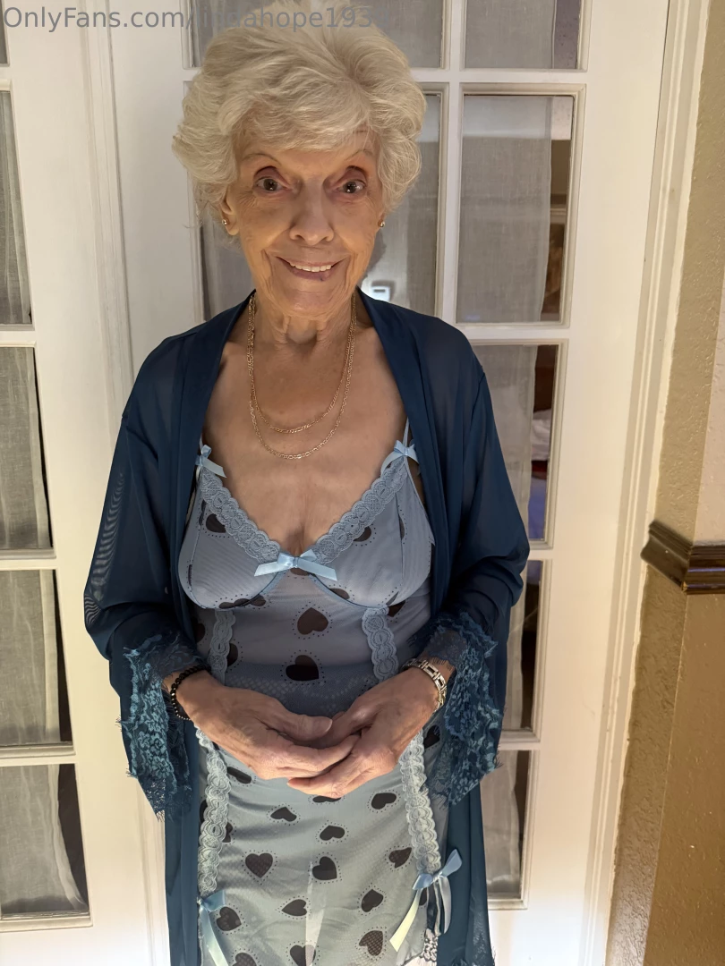 Hey hunny what do you want to see mommy do part 57 