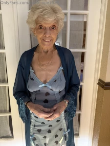 Hey hunny what do you want to see mommy do part 57