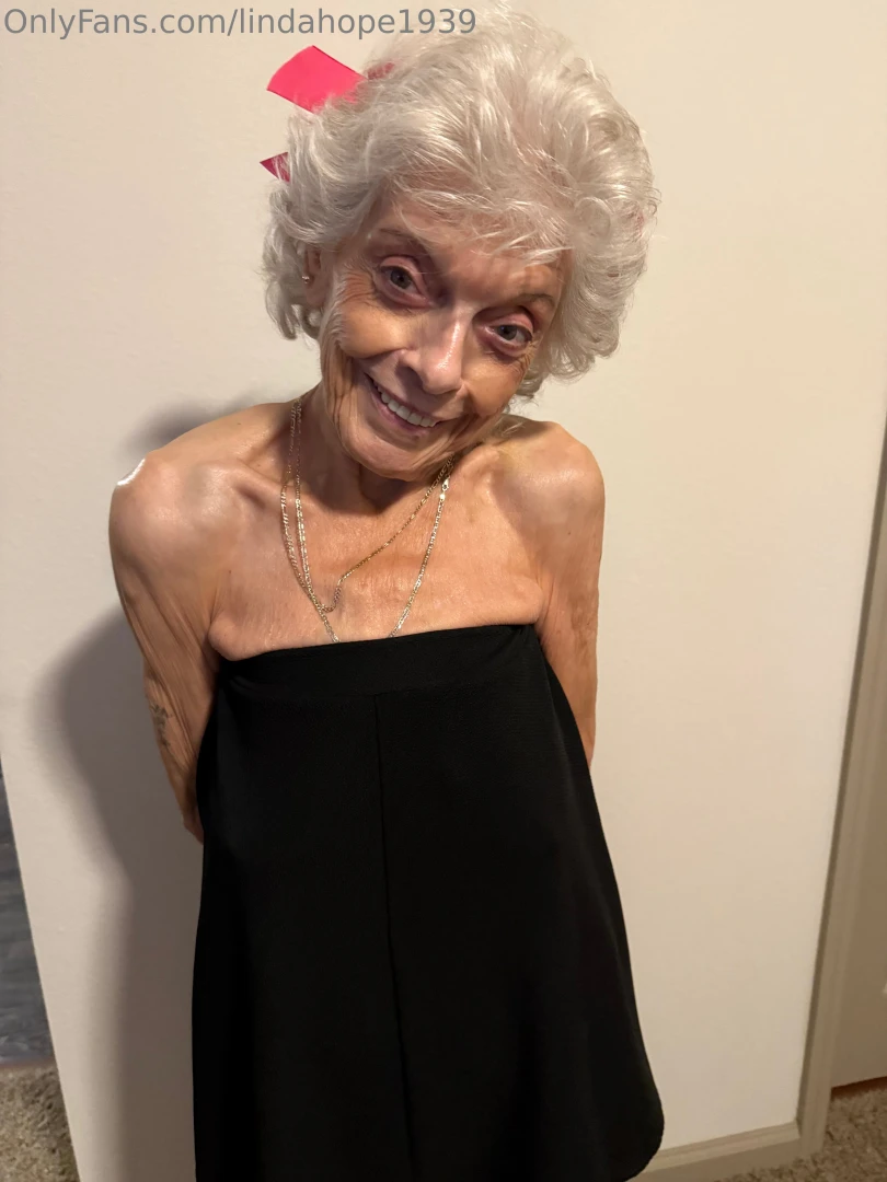 I seduce with silence and a stare 