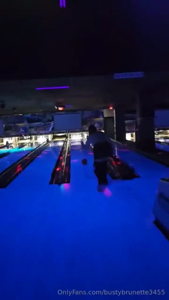 Moonshine flight drinks music and bowling last night was fun 