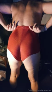 Today for my greatest fans enjoy this little pose for free of course part 5