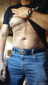 Would you like to see the full strip video https onlyfans com