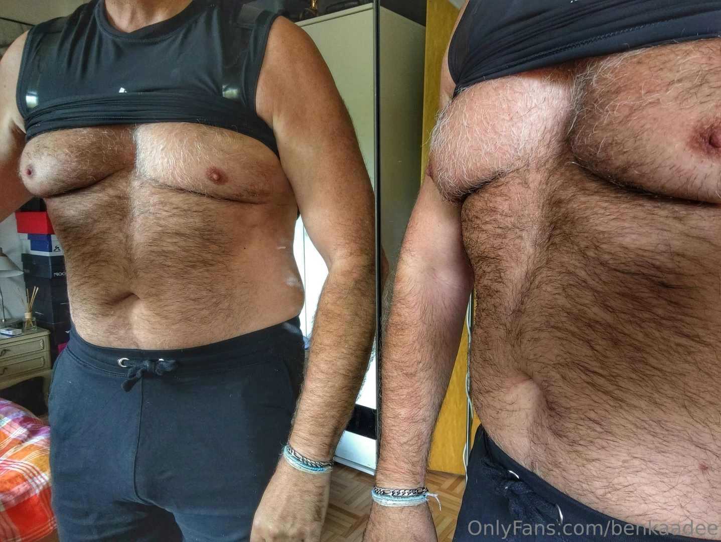 Post 1 of 2 muscles posing 