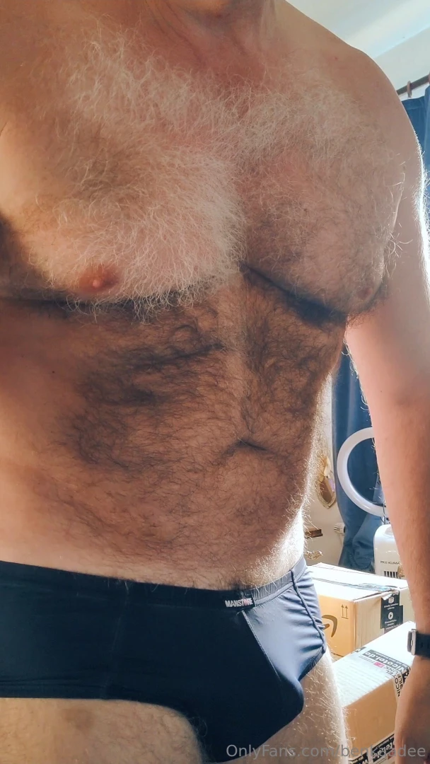 Transform my hairybody and bouncing my furry chest pecs muscles 